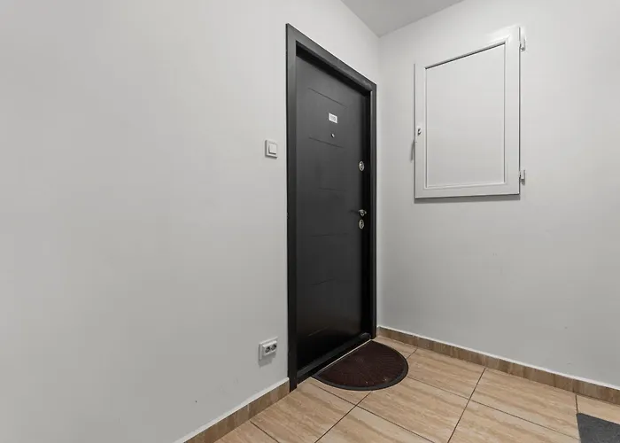 Skylawn Retreat Free Parking דירה